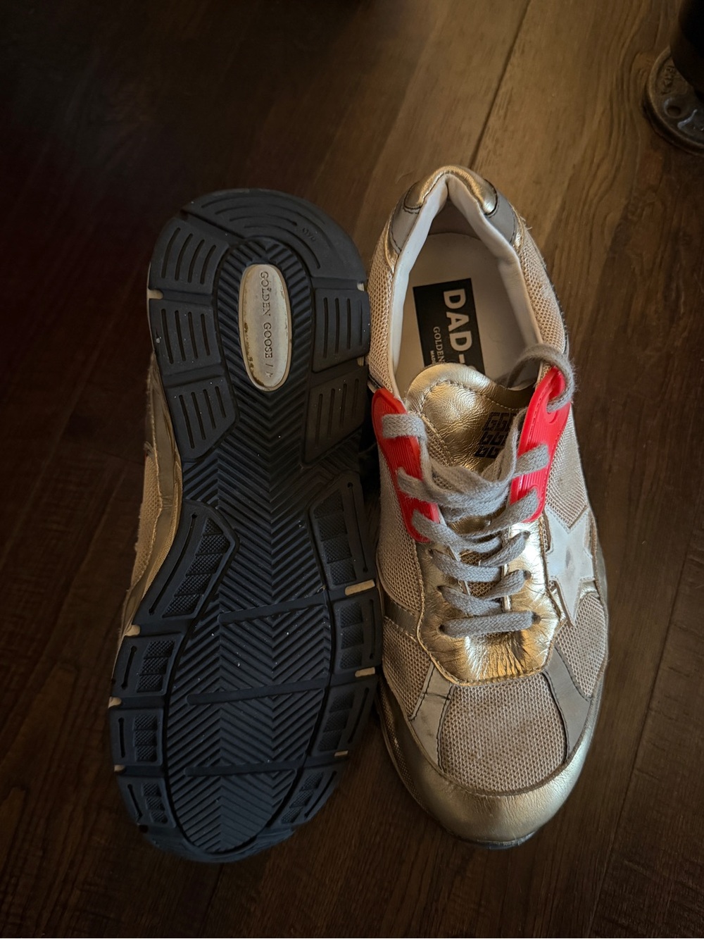 Golden Goose Women’s dad star sneakers - Picture 4 of 4